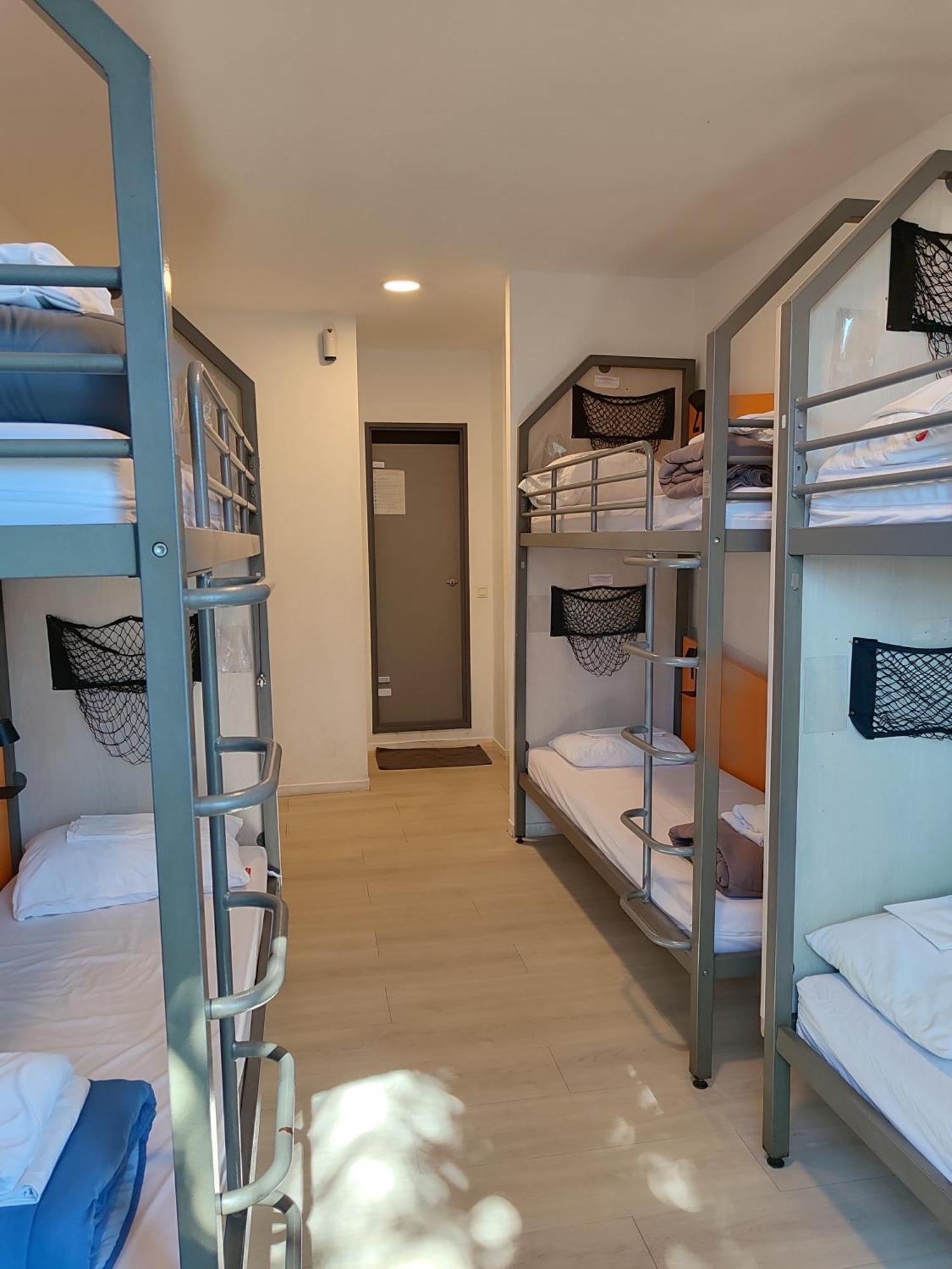 Auberge de Jeunesse HI Les Camélias Nizza Esterno foto